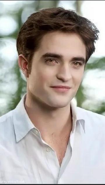  Edward Cullen 