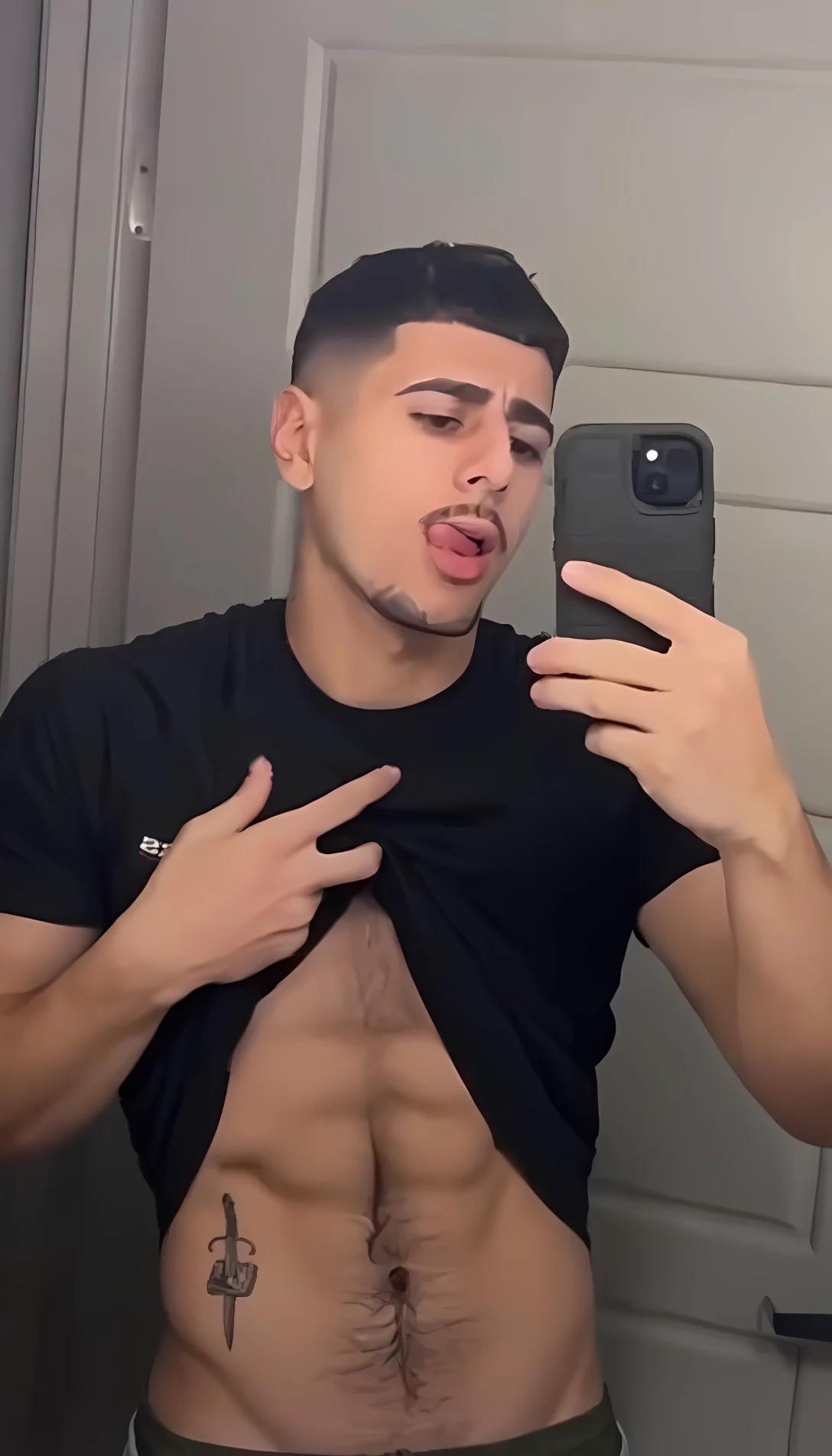 Museland-hot Latino waiter has stuttering problem-handsomelatinowaiter-whatwouldyoudo