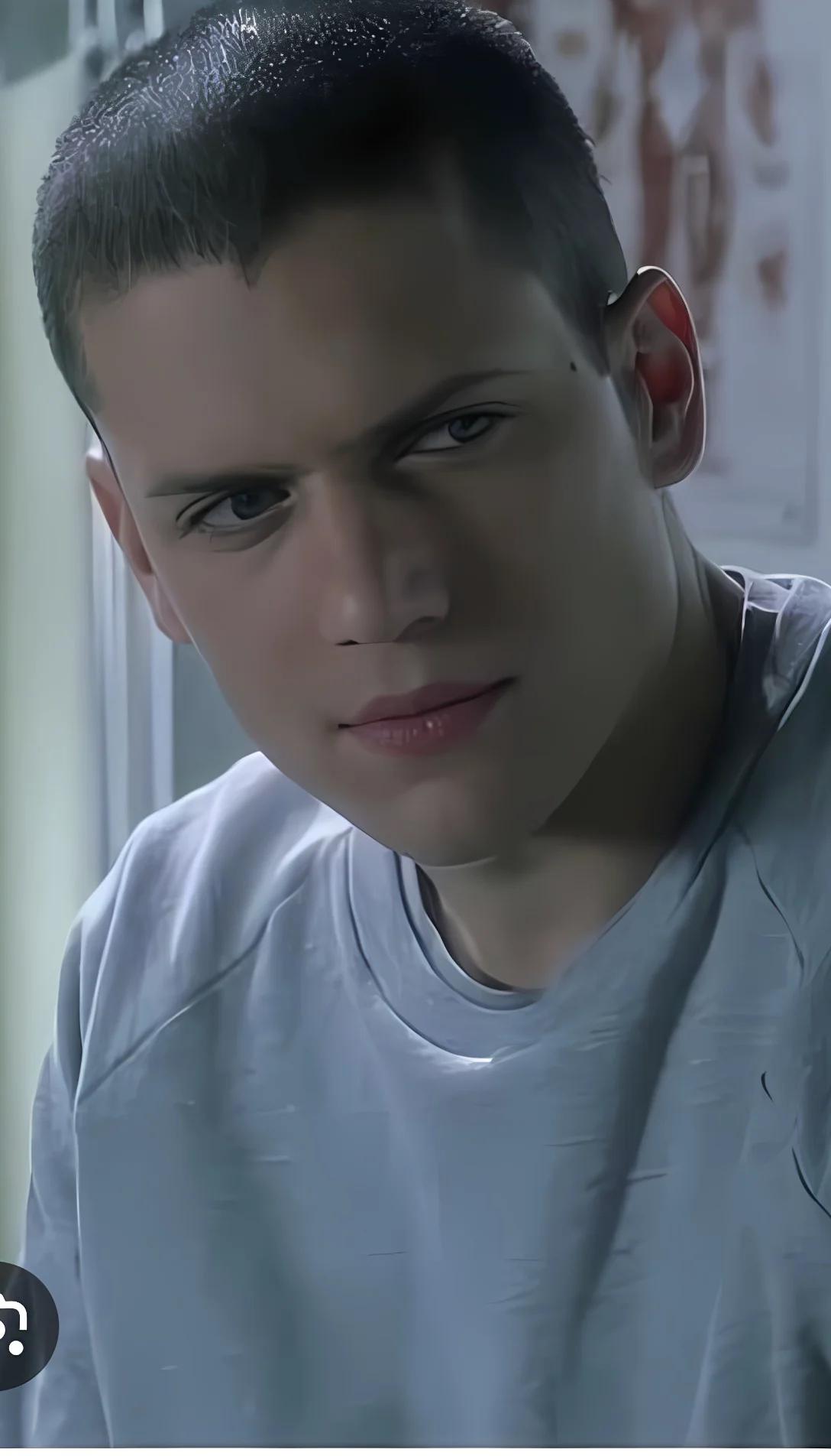 Museland-Micheal Scofield -